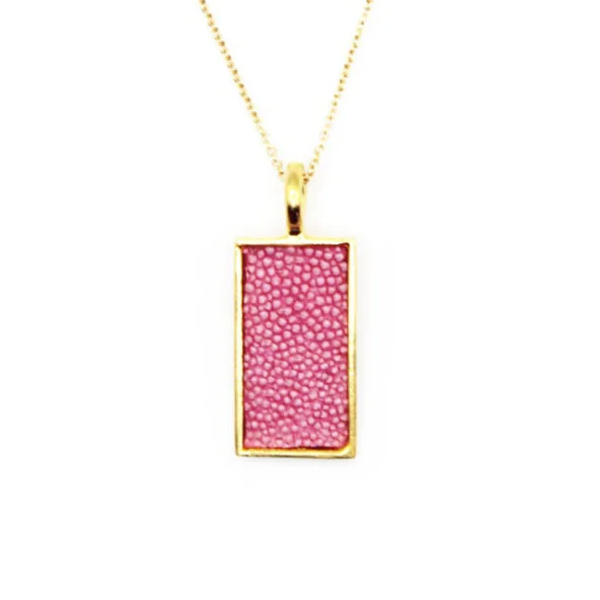 Teal Heron SALUDA NECKLACE PINK STINGRAY GOLD 1 Teal Heron SALUDA NECKLACE PINK STINGRAY GOLD